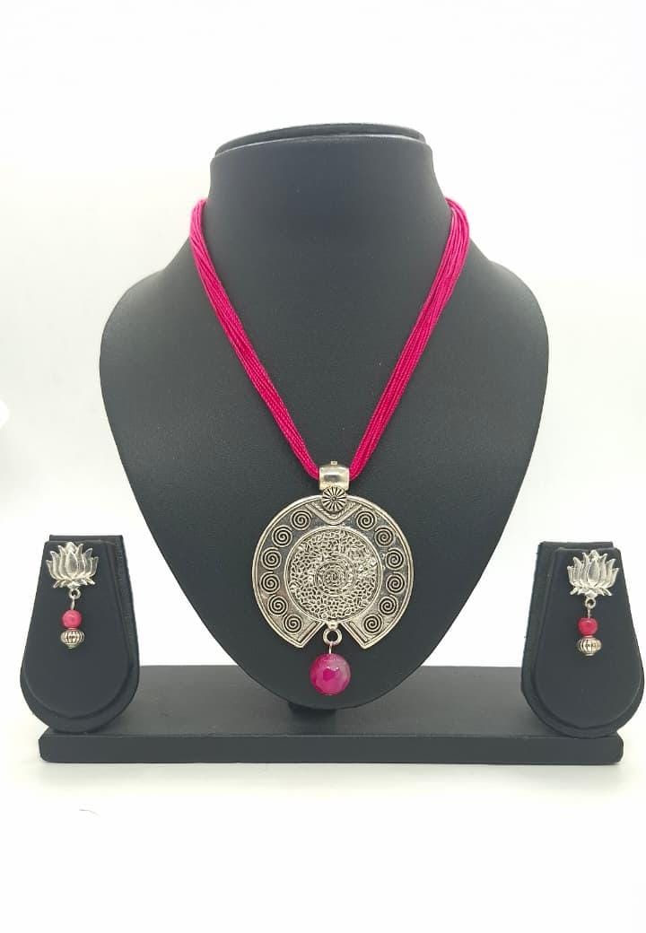 Dori pendant